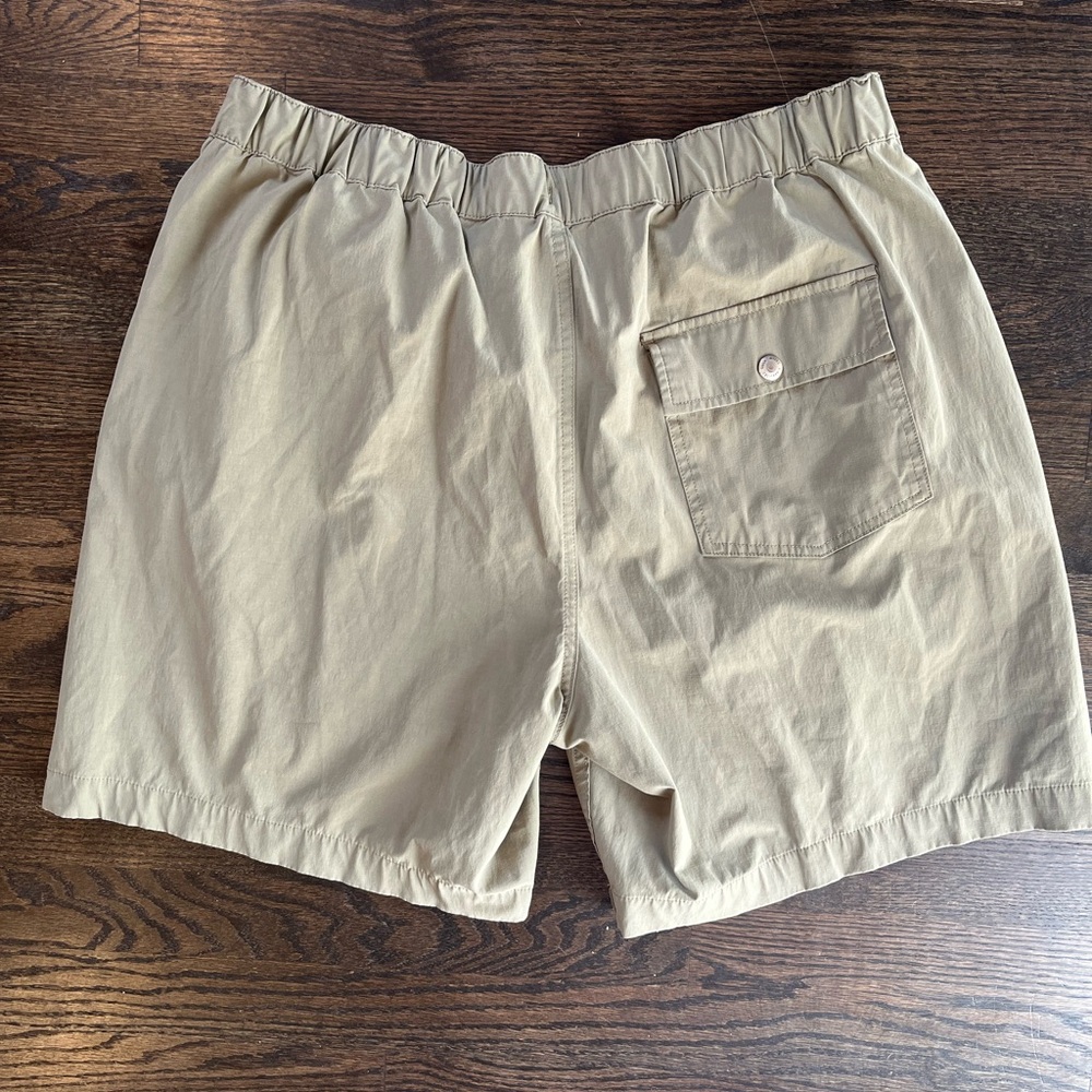 Buck Mason Deck Shorts Khaki 8” Inseam Elastic Waist Mens Size 38